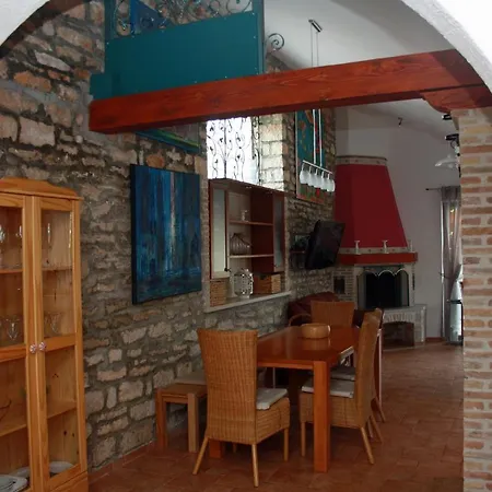Art House With Pool By Rovinj-Holiday