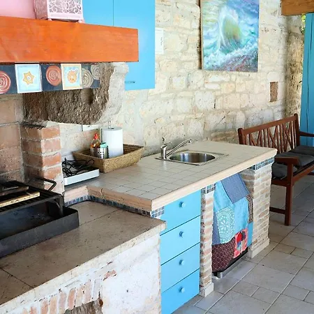 Art House With Pool By Rovinj-Holiday 別荘